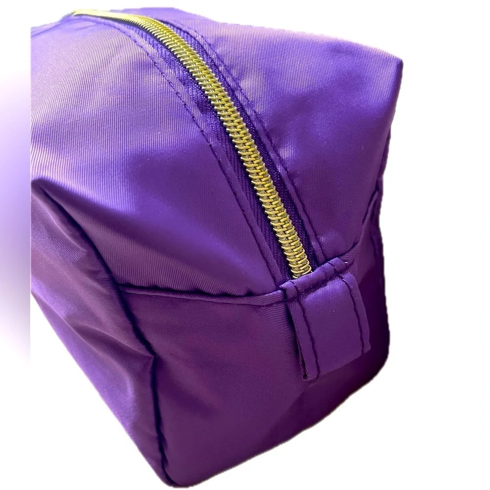 Tarte Nylon Purple w/ Goldtone Hardware Cosmetic Bag NWOT